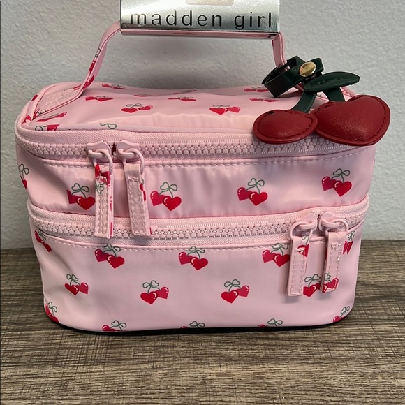 Madden Girl Accessories - Madden Girl | Cosmetic Bag 🍒